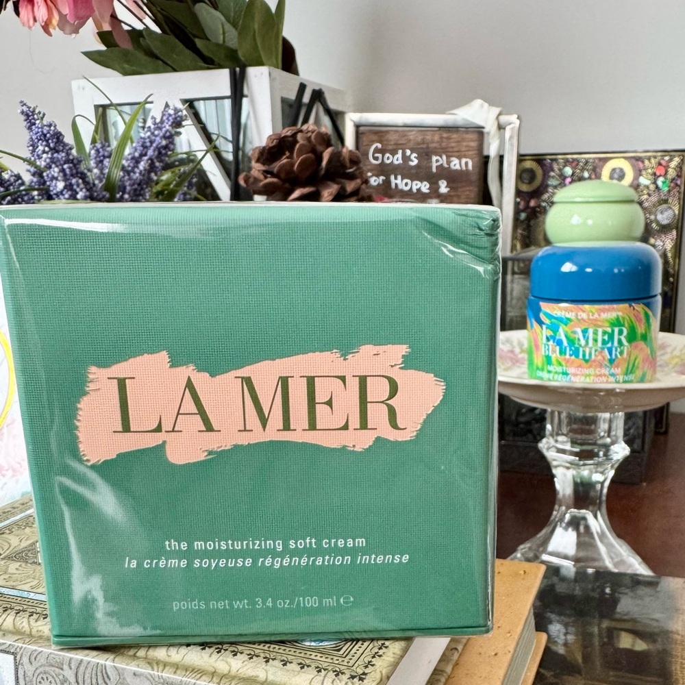 La Mer Moisturizing soft cream